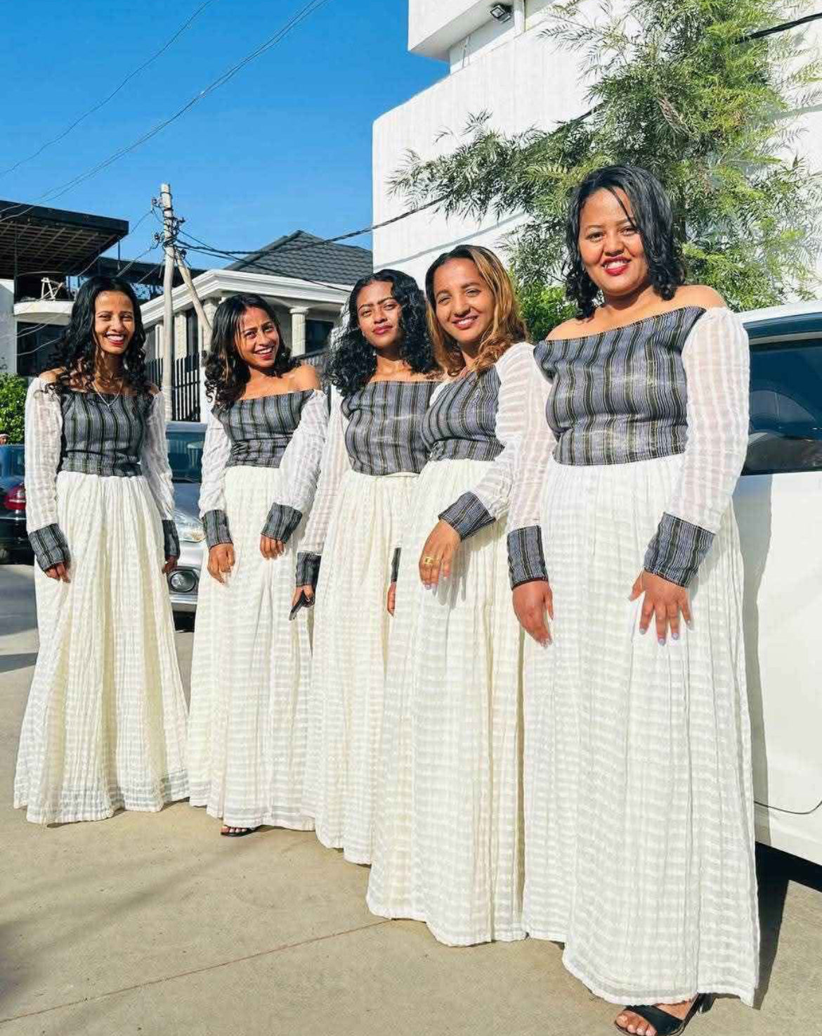 Elegant Oromo Cultural Dress for Women – Handcrafted Traditional Ethiopian Gown with Beautiful Border Embroidery | Perfect for Weddings, Holidays & Cultural Events