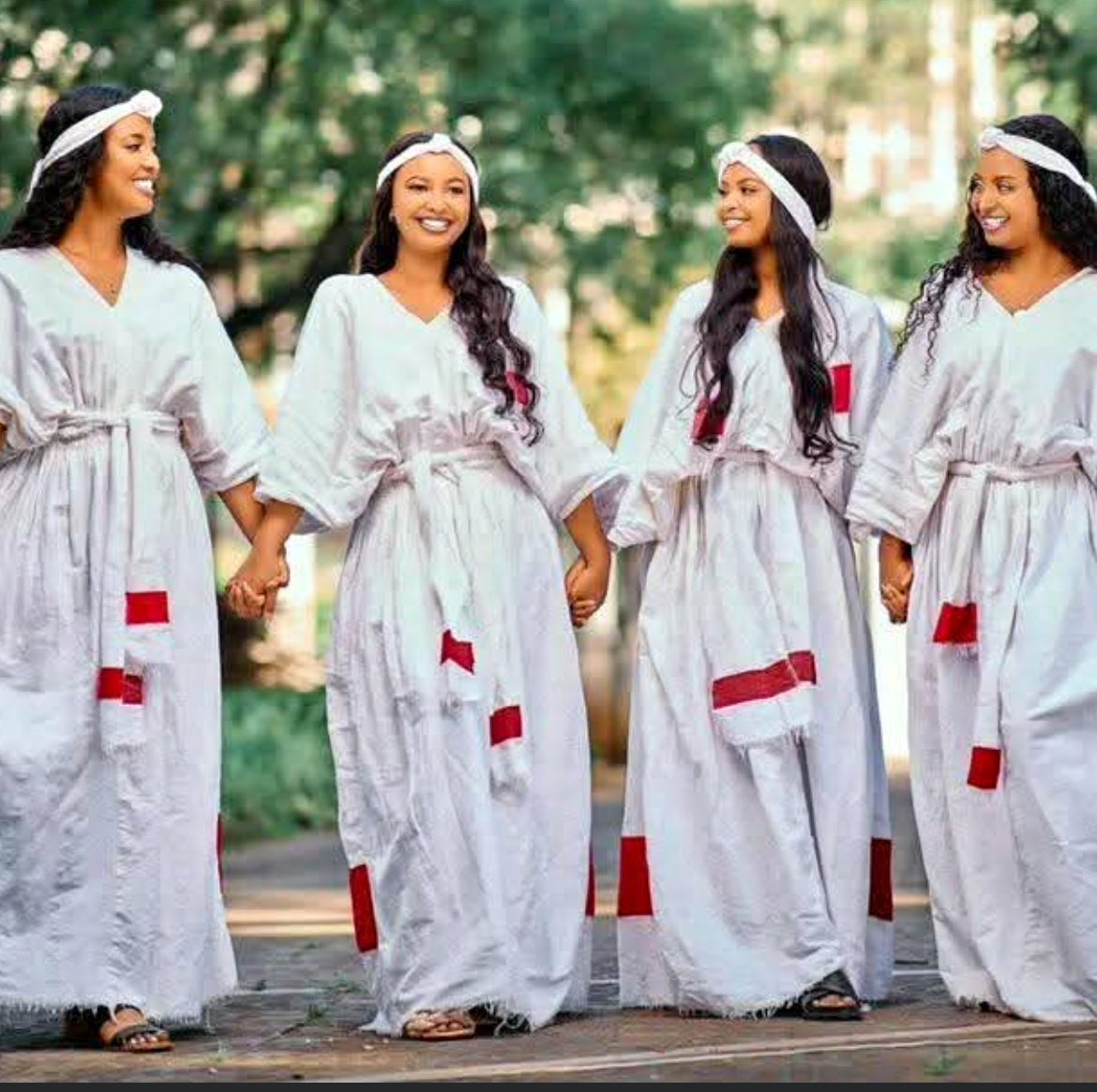 Elegant Oromo Cultural Dress for Women – Handcrafted Traditional Ethiopian Gown with Beautiful Border Embroidery | Perfect for Weddings, Holidays & Cultural Events