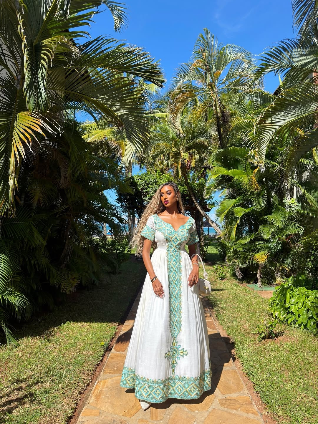 green traditional dresses Sage | Green Floral Wedding Dress | Non-traditional Wedding Dress | Nature Bridao Gown | Embroidery Dress | Sample