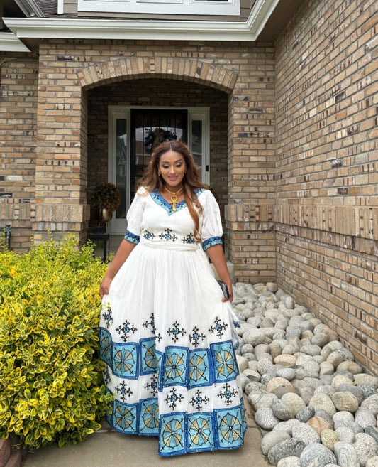 Handwoven Eritrean Dress – Traditional Zuria for Women with Embroidery Detail | Colorful Ethiopian Dress