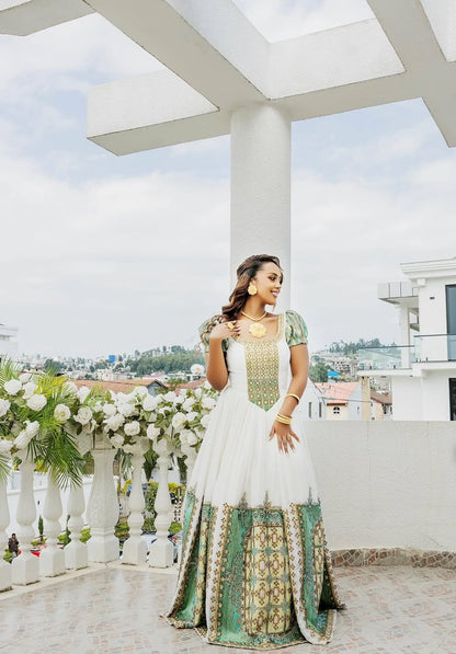 አዲስ ዘመናዊ አረንጓዴ የሙሽራ ቀሚስ – ለሠርግ ድግስ የሚሆን
