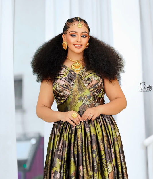 Green Chiffon Ethiopian Dress – Lightweight Flowing Habesha Outfit for Comfortable All-Day Wear and Special Occasions